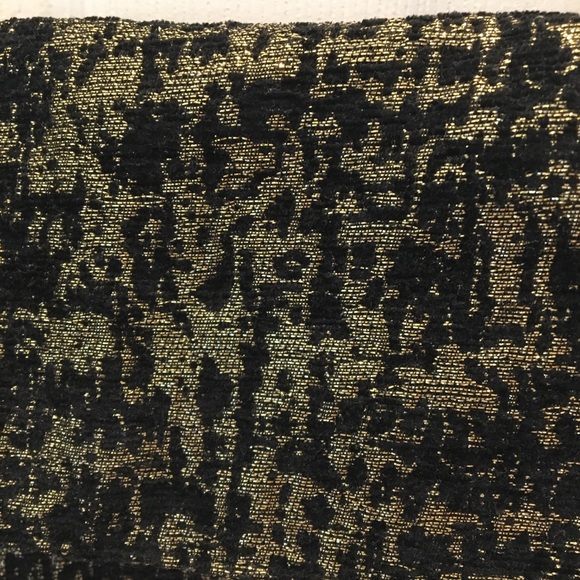 Black and Gold Purse - Picture 4 of 6